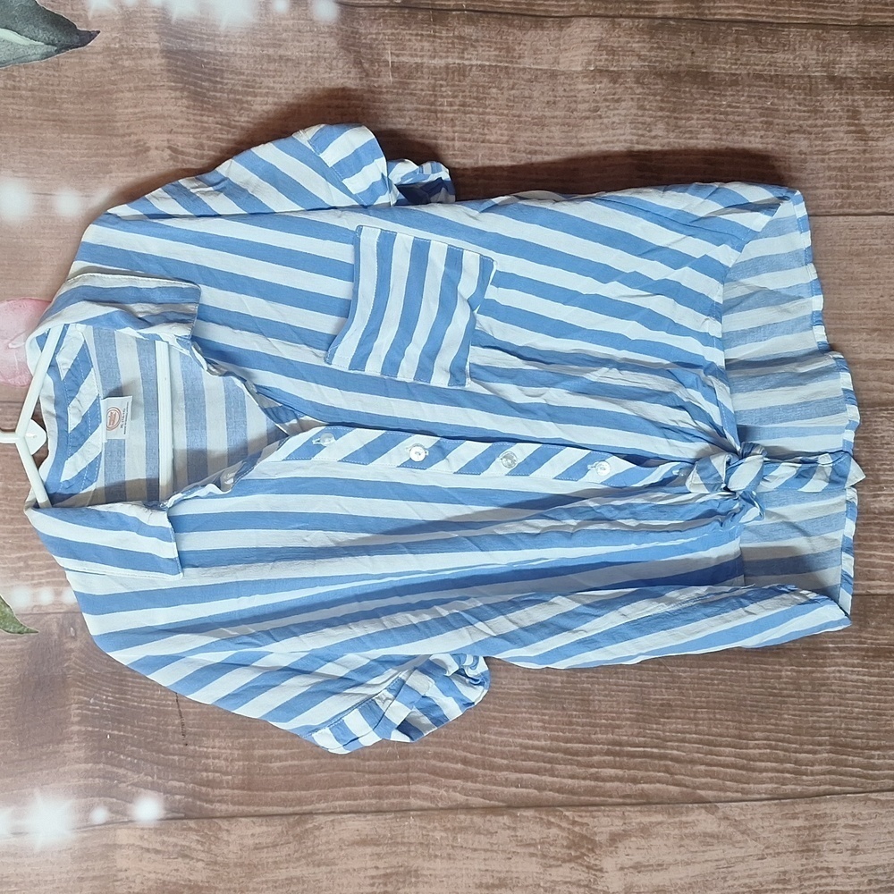 Blue AND WHITE STRIPED BUTTON DOWN TOP GIRLS 14/16